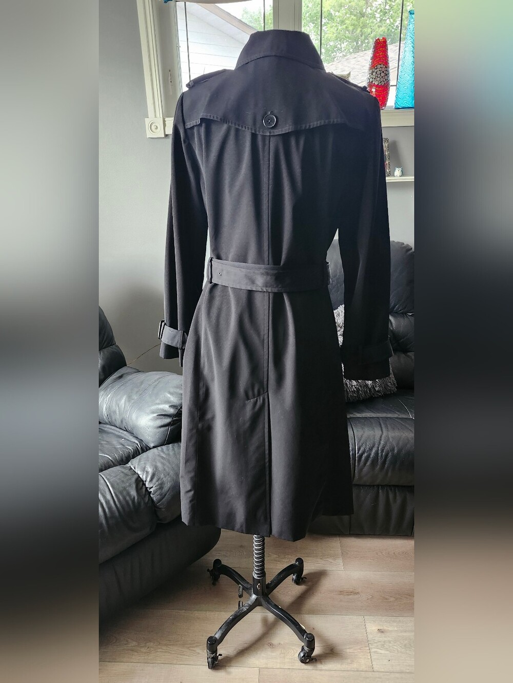 London Fog Black Double-Breasted Belted Trench Coat — (Pristine) Sz 8 - Picture 6 of 9